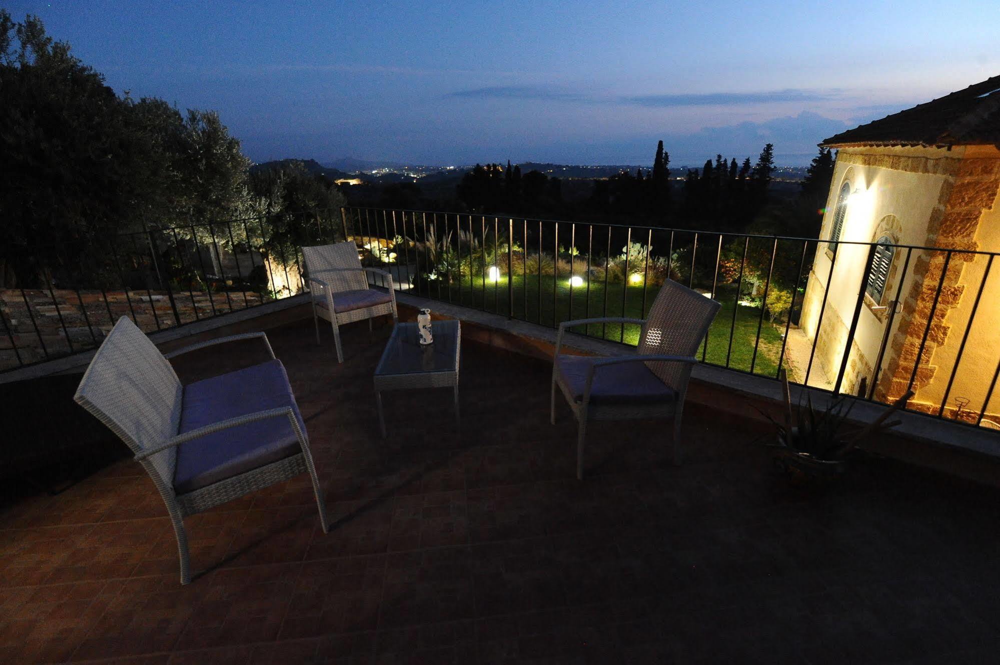 La Lumia & Bed & Breakfast 2*